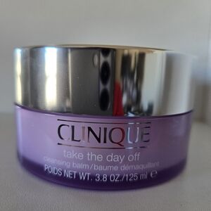 Clinique Lavender Cleansing Balm with Silver Lid